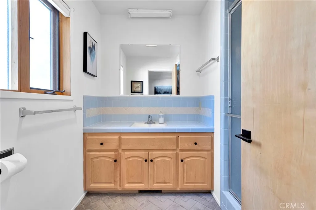 556 Killington, Big Bear Lake, California 92315 home-pic-20